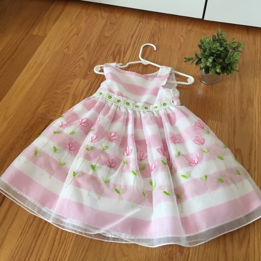 Beautiful girls dress!! Size 3T